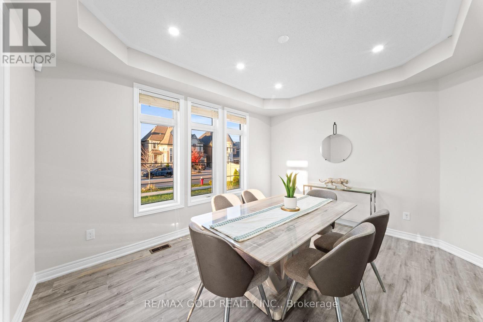 49 Squire Ellis Drive, Brampton, ON photo 13