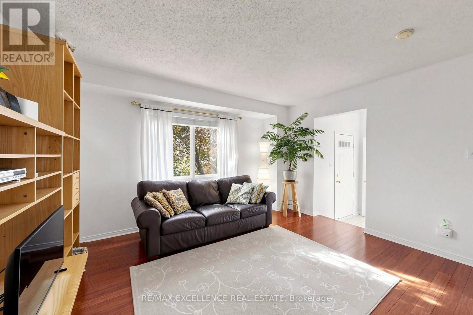Photo of 72 DESERT SAND DRIVE