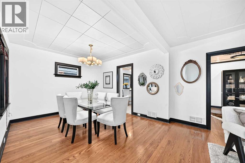 3035 4 Street SW photo 11