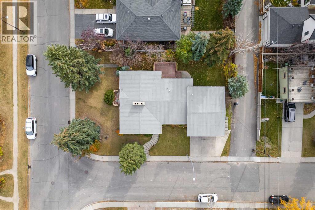 4703 14A Street SW photo 6