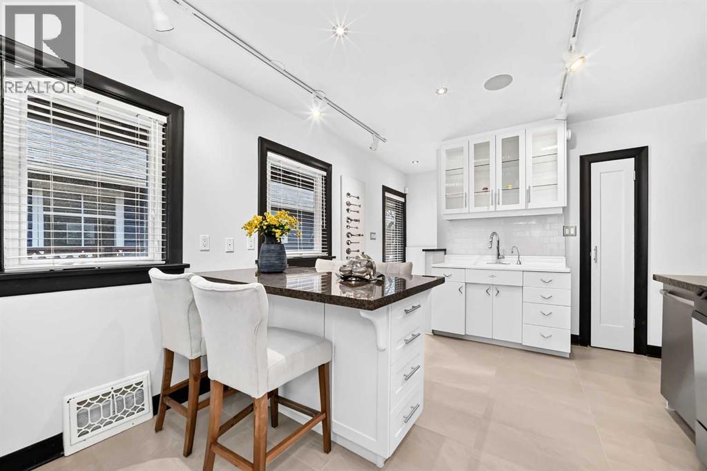 3035 4 Street SW photo 13