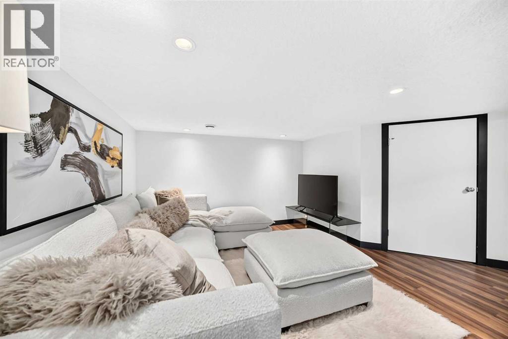 3035 4 Street SW photo 34