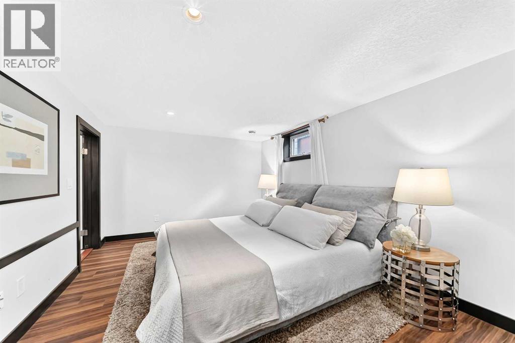 3035 4 Street SW photo 39