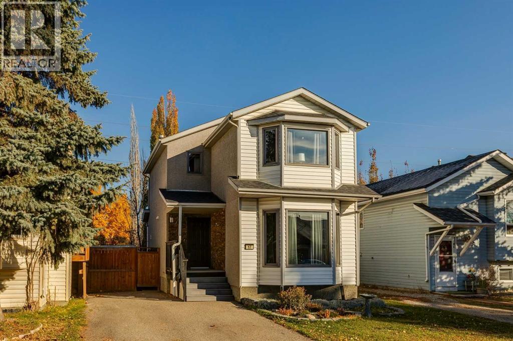 Lovely home, Large Front Driveway