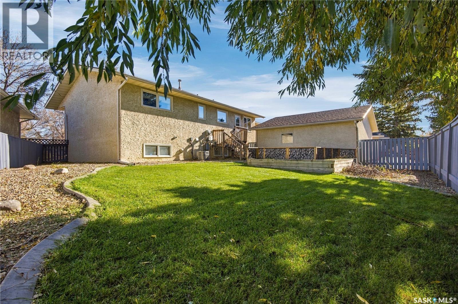 18 Bligh BAY, Regina — photo 32