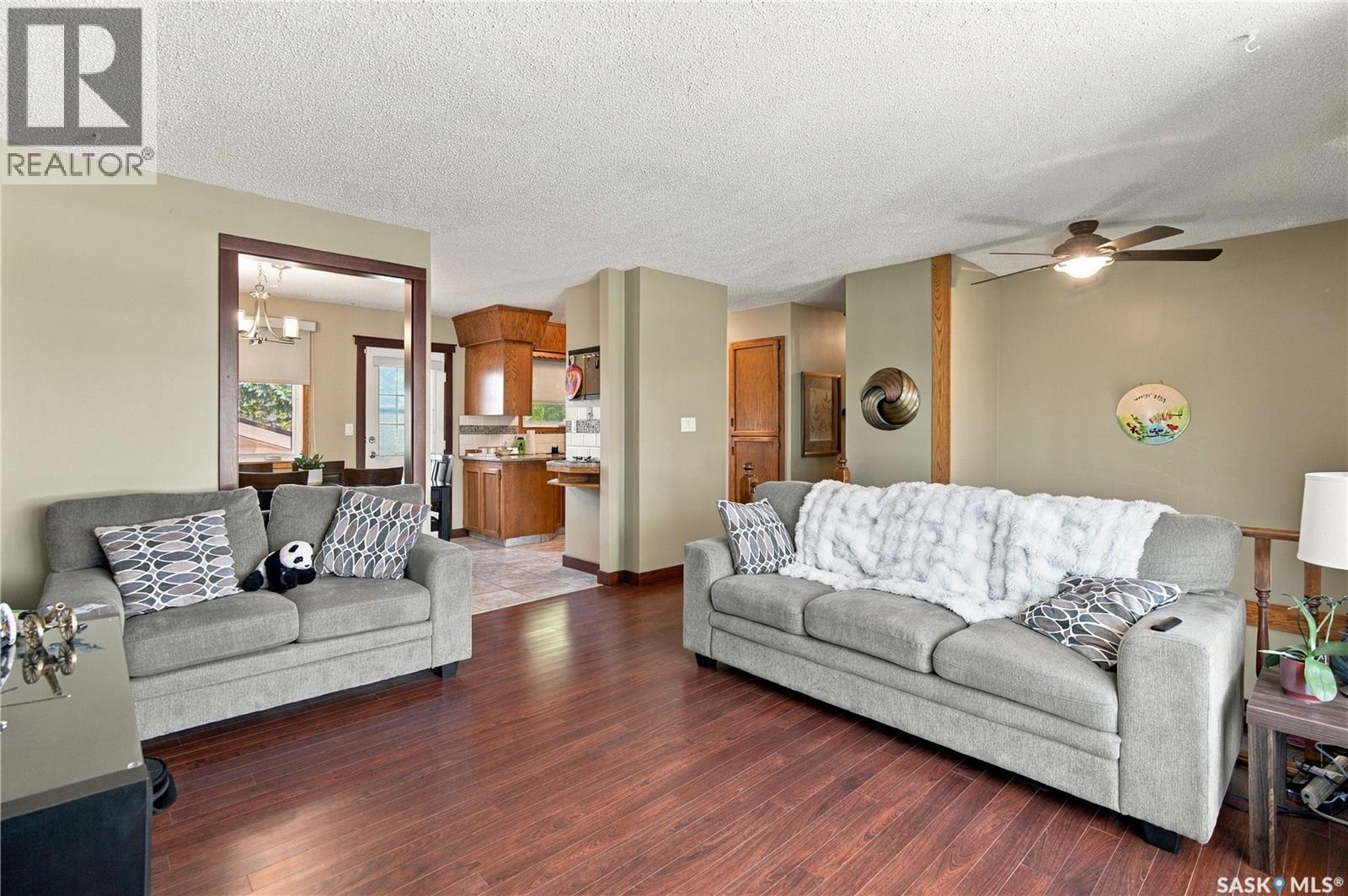 18 Bligh BAY, Regina — photo 6