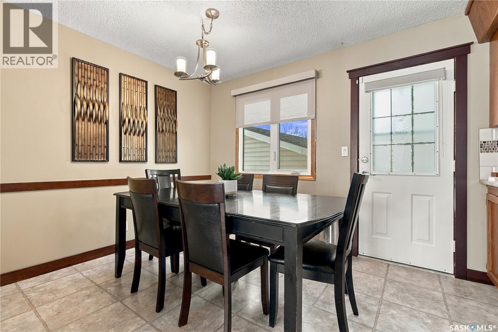 18 Bligh BAY, Regina — photo 7