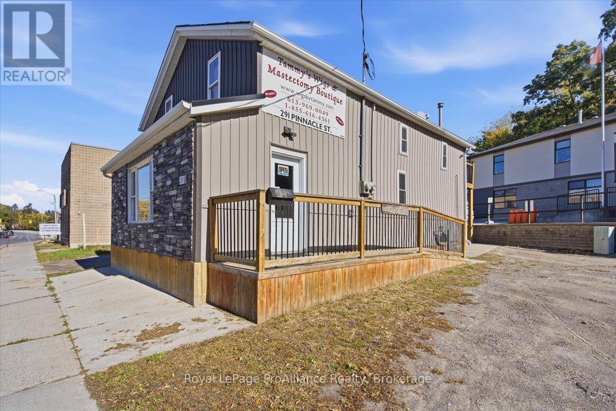 291 Pinnacle Street, Belleville, ON photo 3