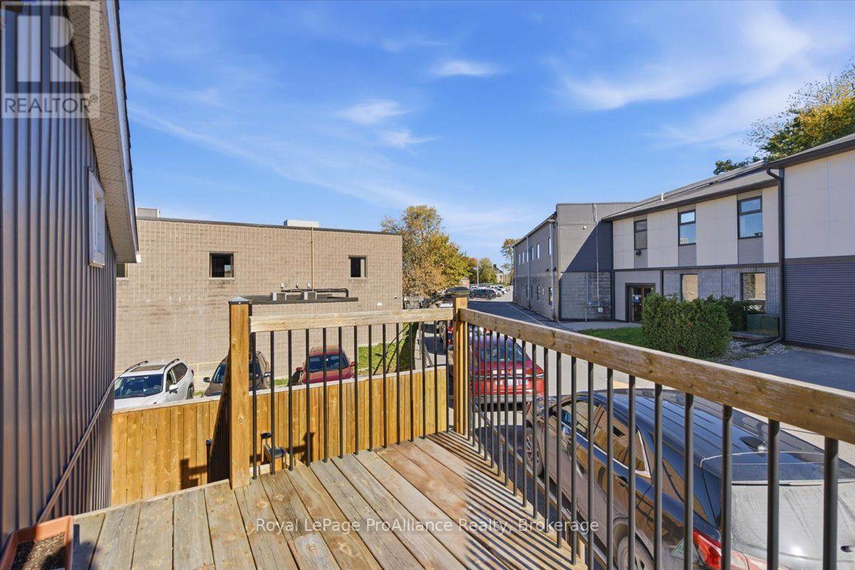 291 Pinnacle Street, Belleville, ON photo 30