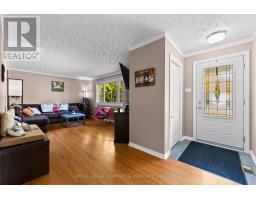 10 Sunset Crescent, Petawawa, ON K8H2L7 Photo 12