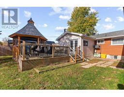 10 Sunset Crescent, Petawawa, ON K8H2L7 Photo 38