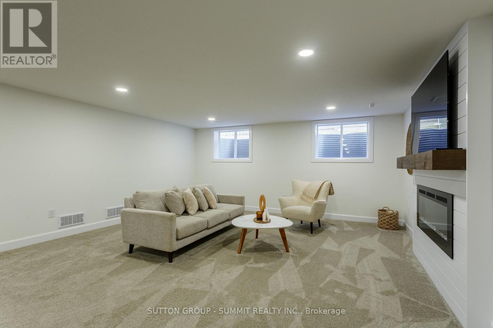 3591 MIA Lane, Plympton-Wyoming, ON photo 22