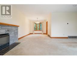 213 Crichton Avenue, Dartmouth, NS B3A3R8 Photo 10
