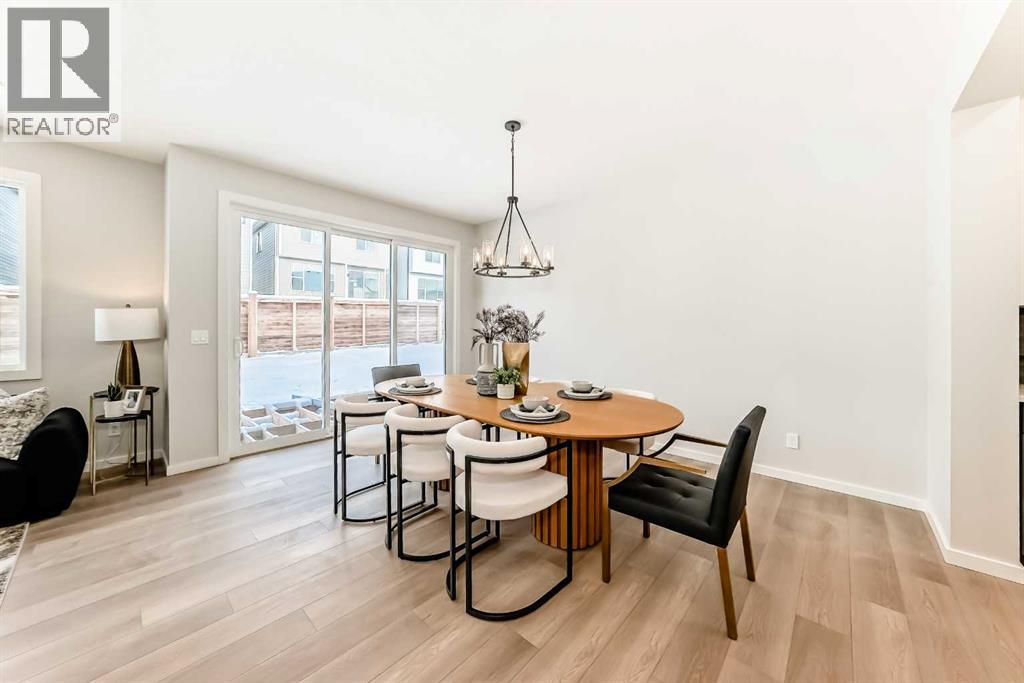 33 Rochester Crescent NW, Calgary — photo 10