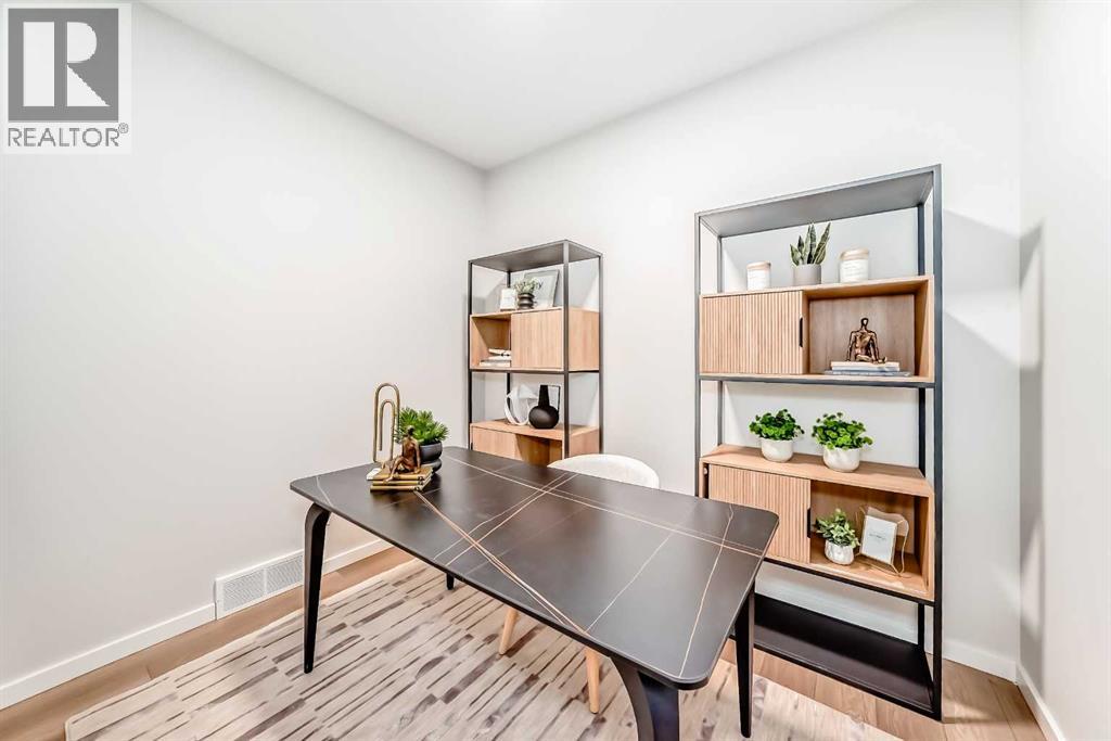 33 Rochester Crescent NW, Calgary — photo 16
