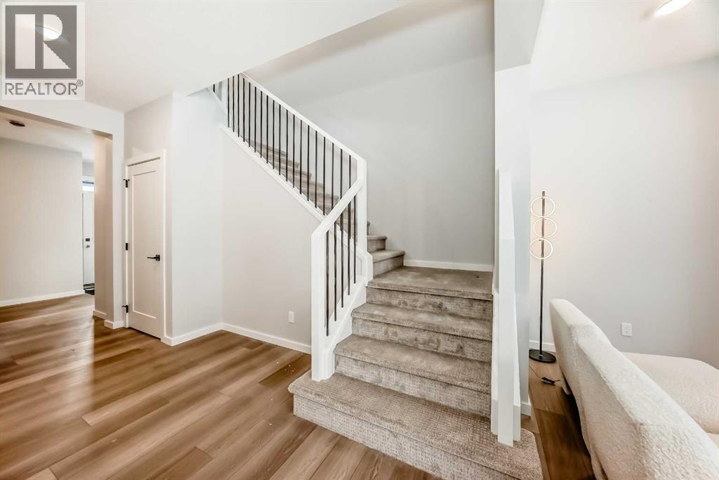 33 Rochester Crescent NW, Calgary — photo 19