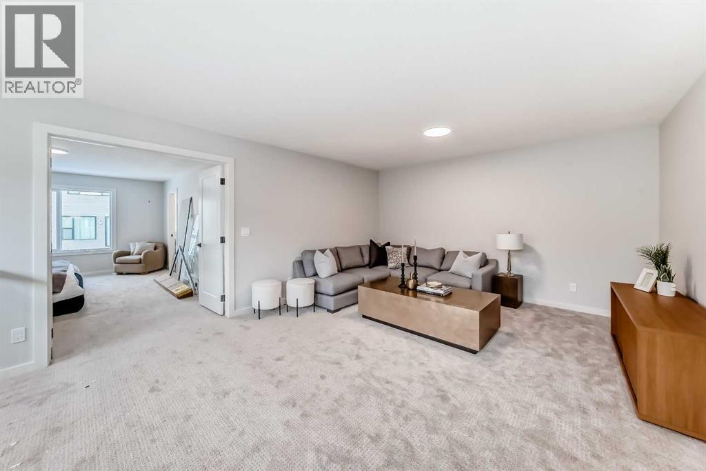 33 Rochester Crescent NW, Calgary — photo 21