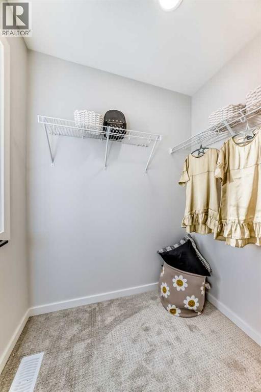 33 Rochester Crescent NW, Calgary — photo 32