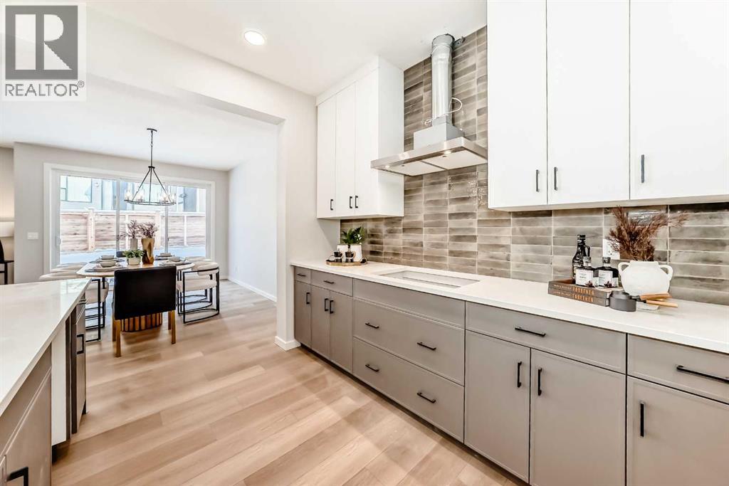 33 Rochester Crescent NW, Calgary — photo 7