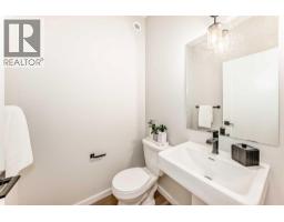 33 Rochester Crescent Nw, Calgary, AB T3L0P2 Photo 18