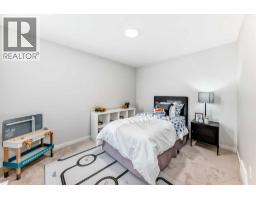 33 Rochester Crescent Nw, Calgary, AB T3L0P2 Photo 33
