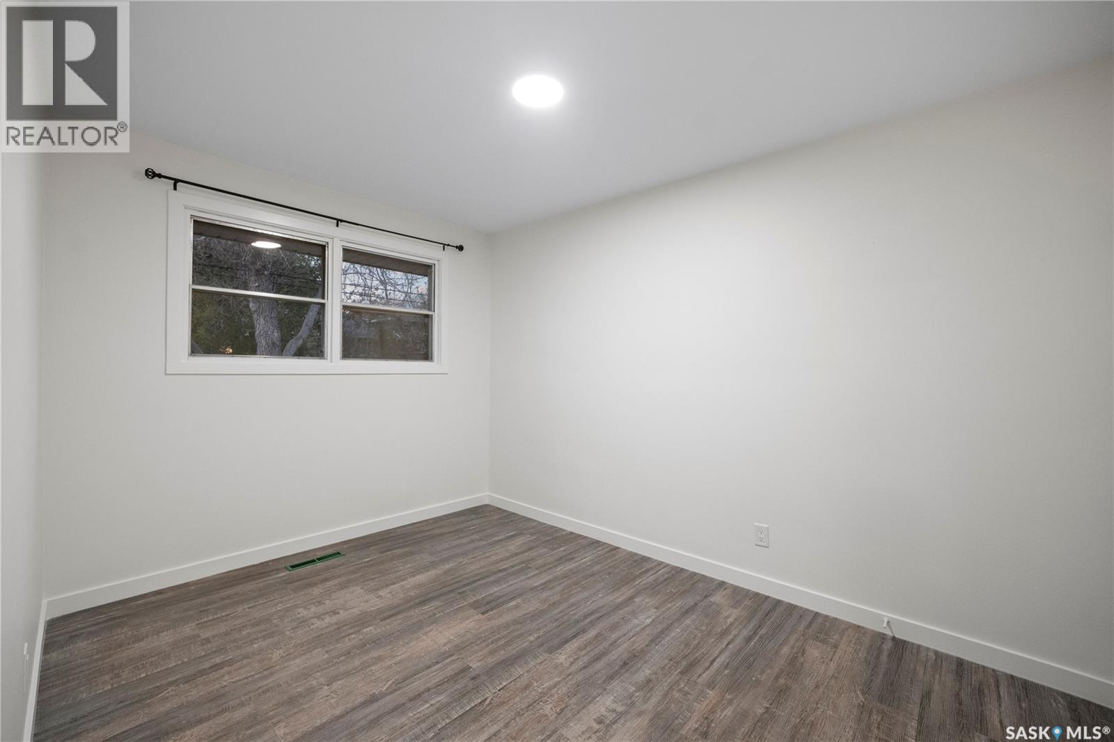 1820 Grant DRIVE, Regina — photo 8