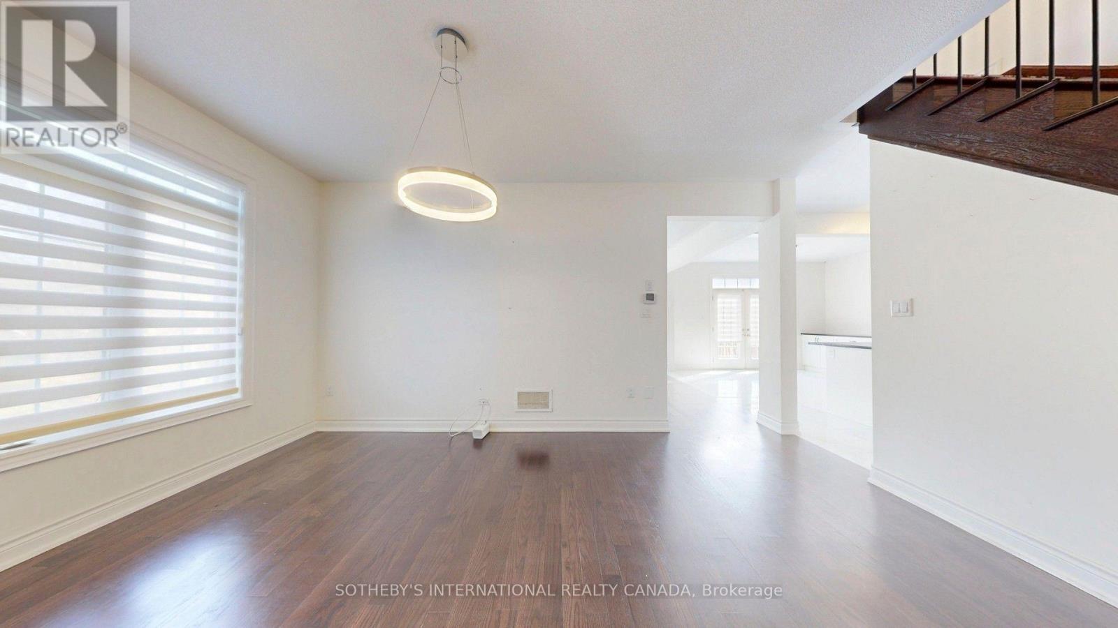 60 Sharonview photo 5