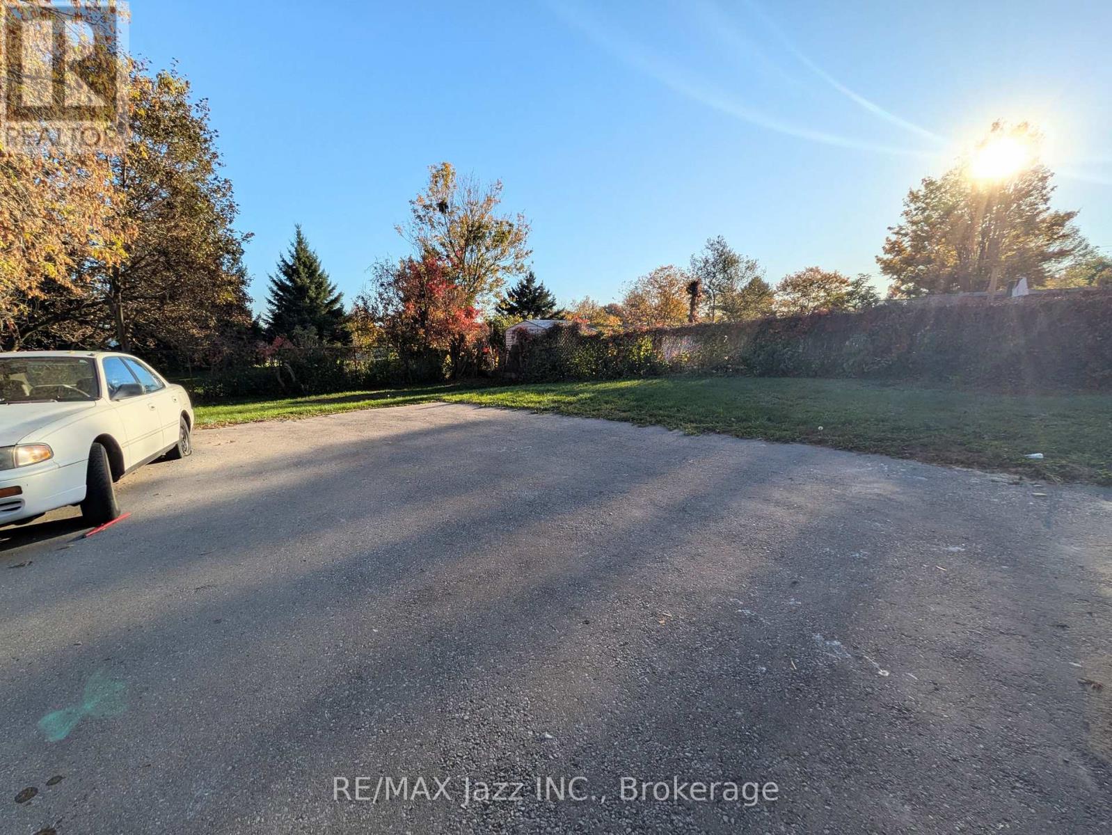2- 311 Dwight Avenue, Oshawa, ON photo 32