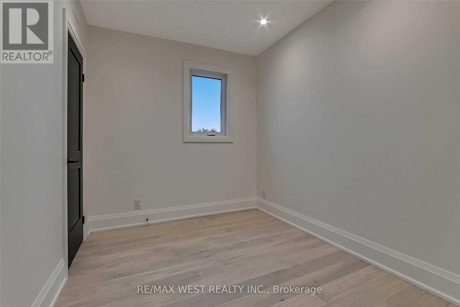 3RD - 201 CEDRIC AVENUE, Toronto (Oakwood Village) — photo 5