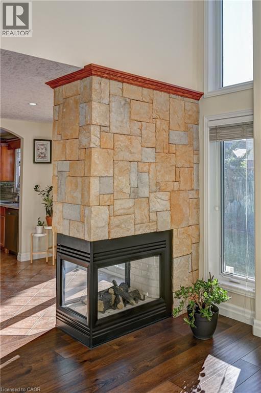 733 CHESAPEAKE Drive, Waterloo — photo 7
