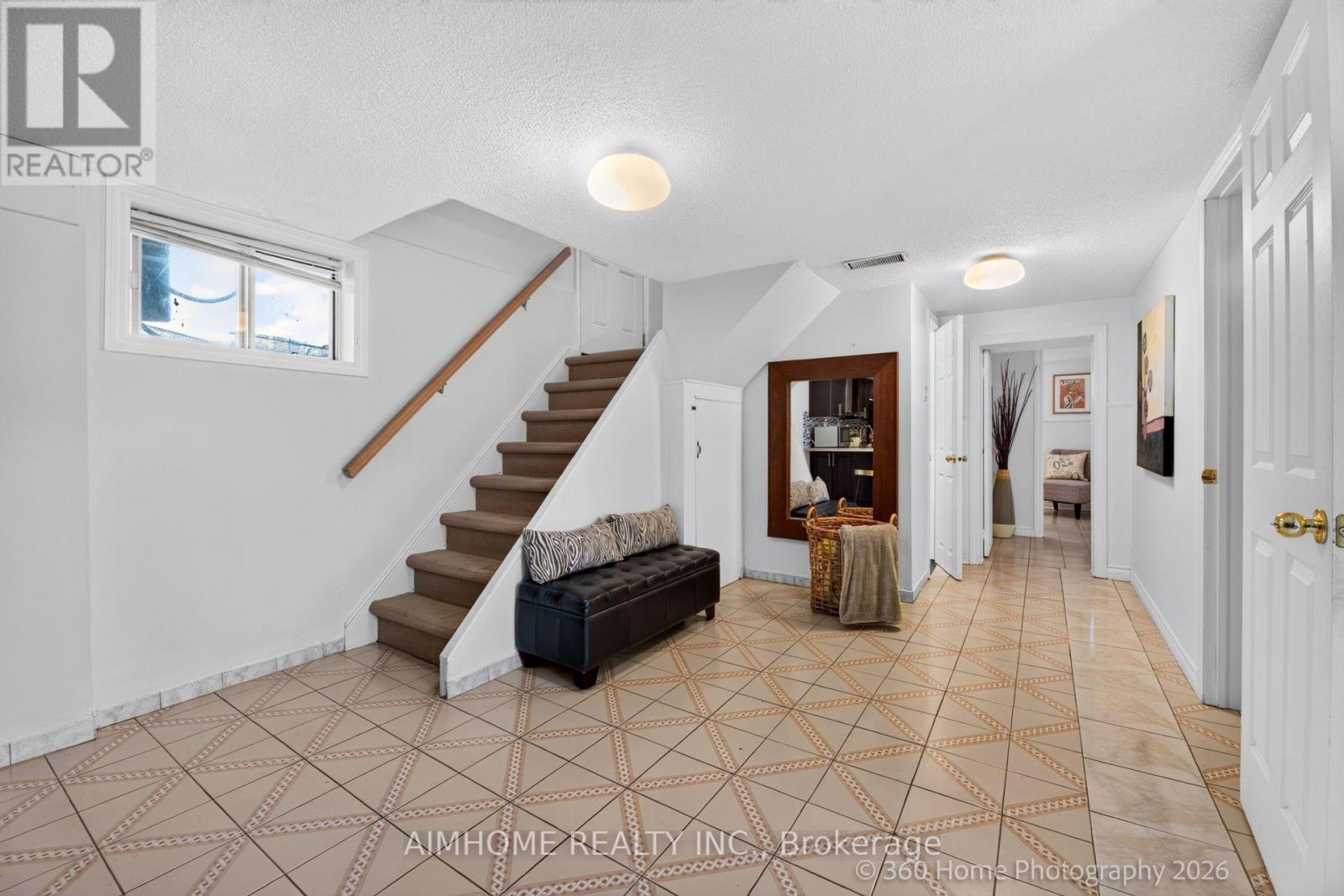 47 Silverhill Drive, Toronto, ON photo 14