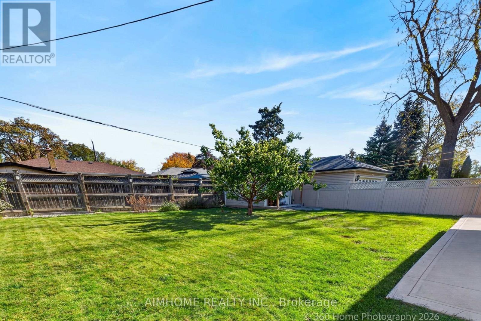 47 Silverhill Drive, Toronto, ON photo 23