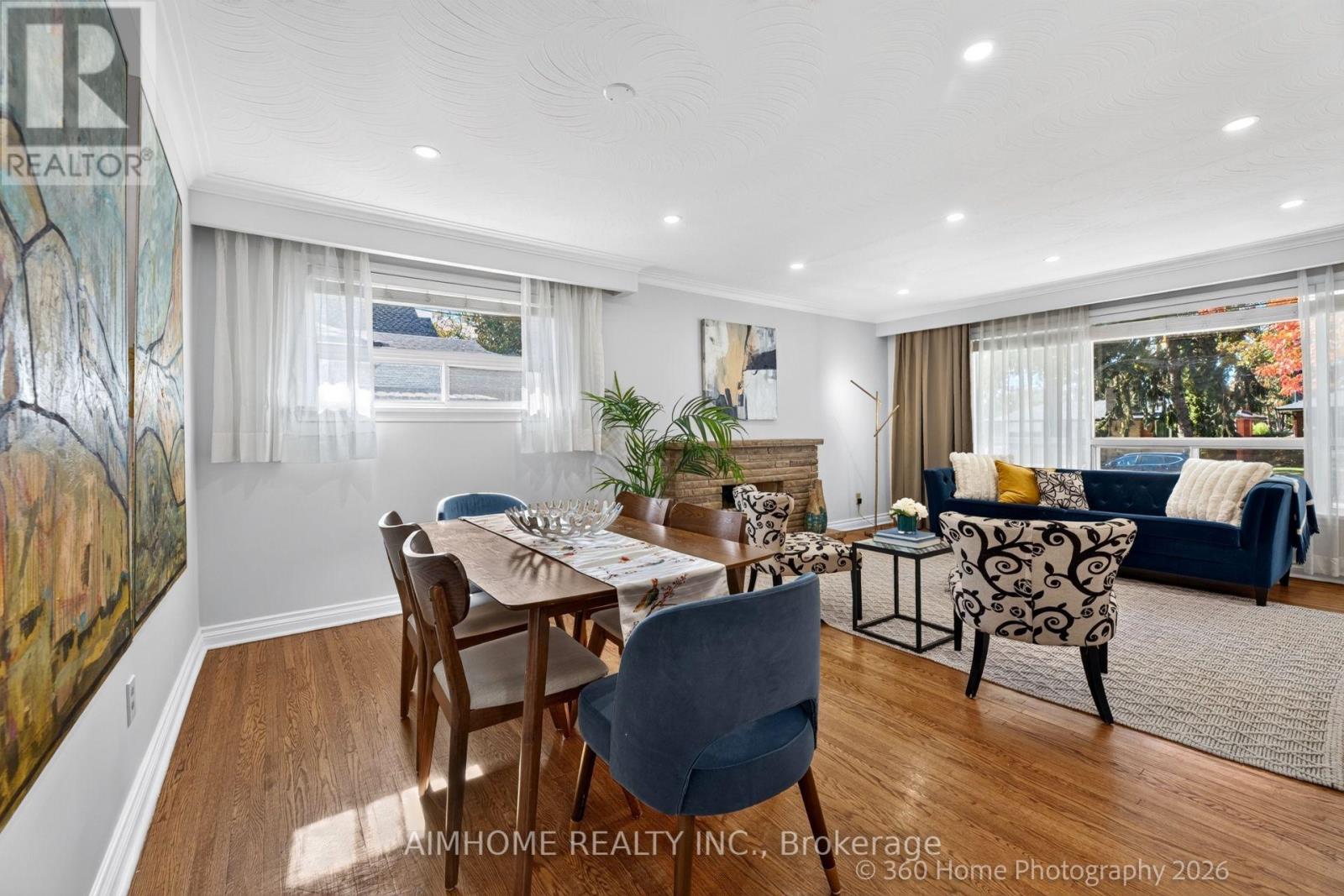 47 Silverhill Drive, Toronto, ON photo 5