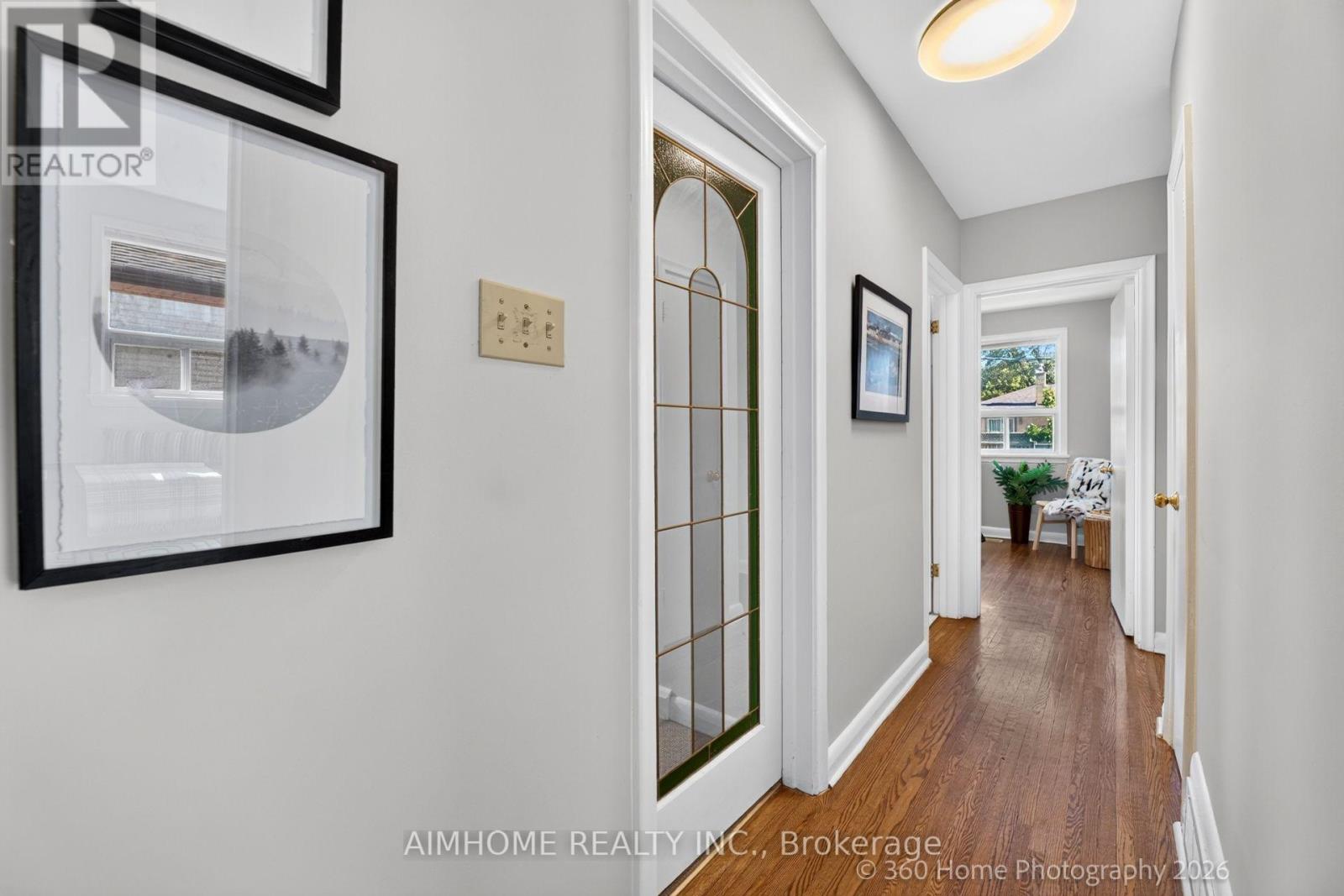 47 Silverhill Drive, Toronto, ON photo 8