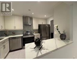 107 - 3695 Kaneff Crescent, Mississauga, ON L5A4B6 Photo 7