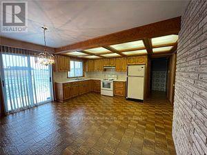 UPPER LEVEL - 13820 DIXIE ROAD W, Caledon — photo 2