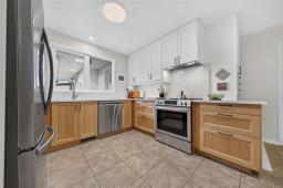 833 Brock Street, Winnipeg, MB R2N0Z7 Photo 12