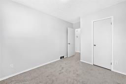 581 Gateway Road, Winnipeg, MB R2K2X6 Photo 13