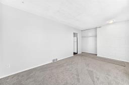 Living room - 581 Gateway Road, Winnipeg, MB R2K2X6 Photo 8