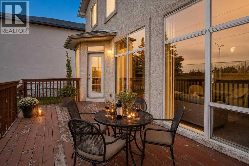 1433 Strathcona Drive SW photo 37