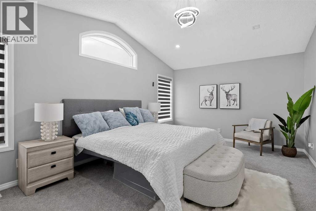 1433 Strathcona Drive SW photo 22