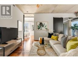 918 - 32 Trolley Crescent, Toronto, ON M5A0E8 Photo 12