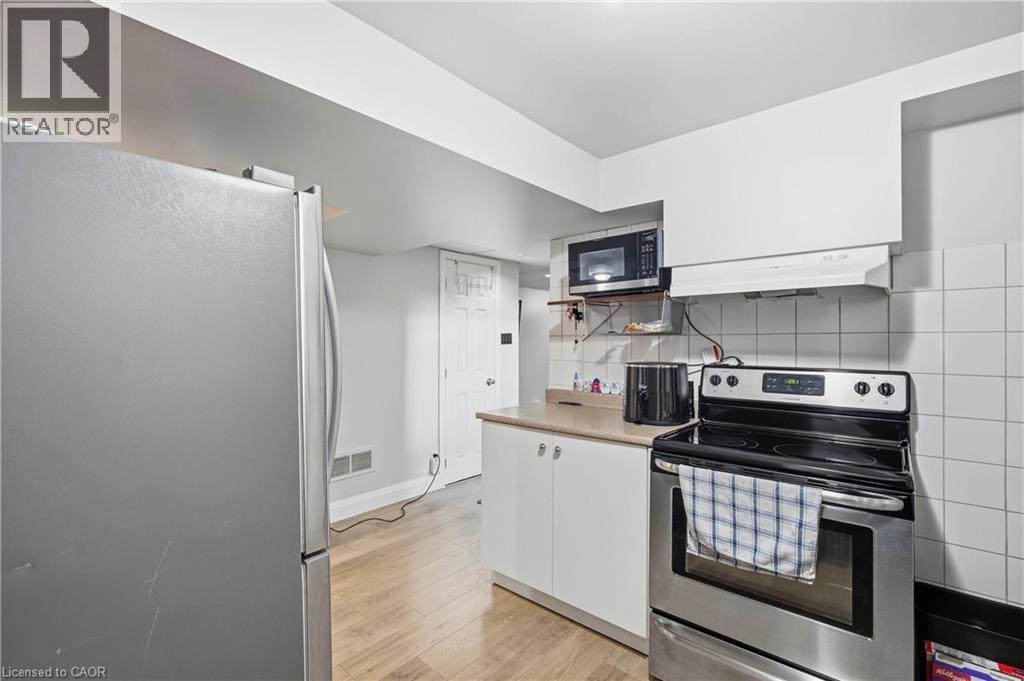 1073 LANGS Circle - 23