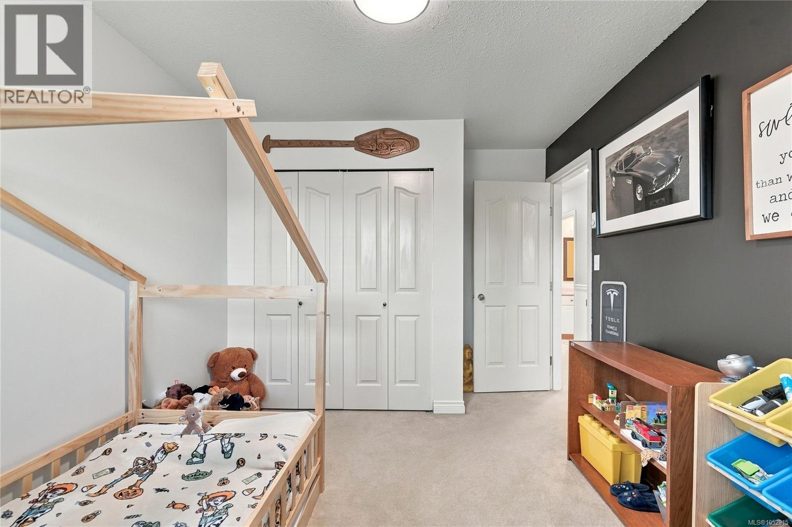 5977 Broadway Rd, Nanaimo - Image 1