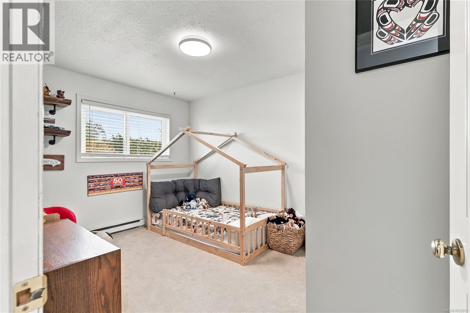 5977 Broadway Rd, Nanaimo - Image 1