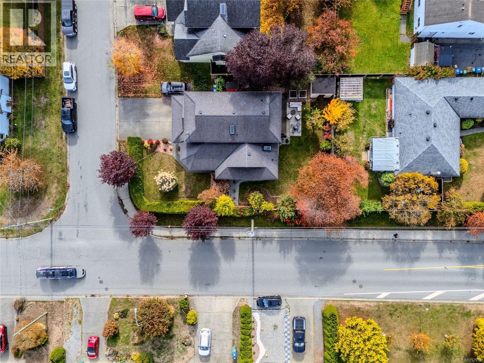 5977 Broadway Rd, Nanaimo - Image 1