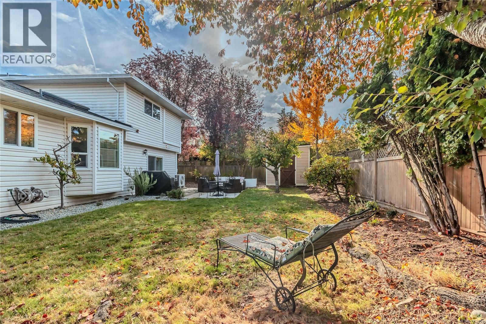 5977 Broadway Rd, Nanaimo - Image 1