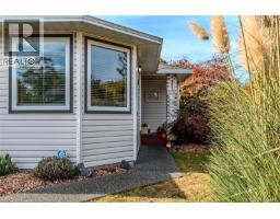 5977 Broadway Rd, Nanaimo, BC V9V1C9 Photo 47
