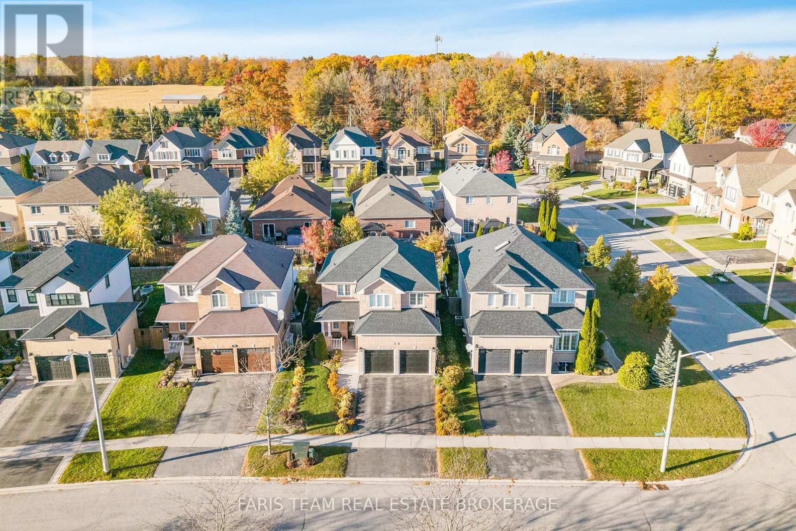 36 Connaught Lane, Barrie, ON photo 24