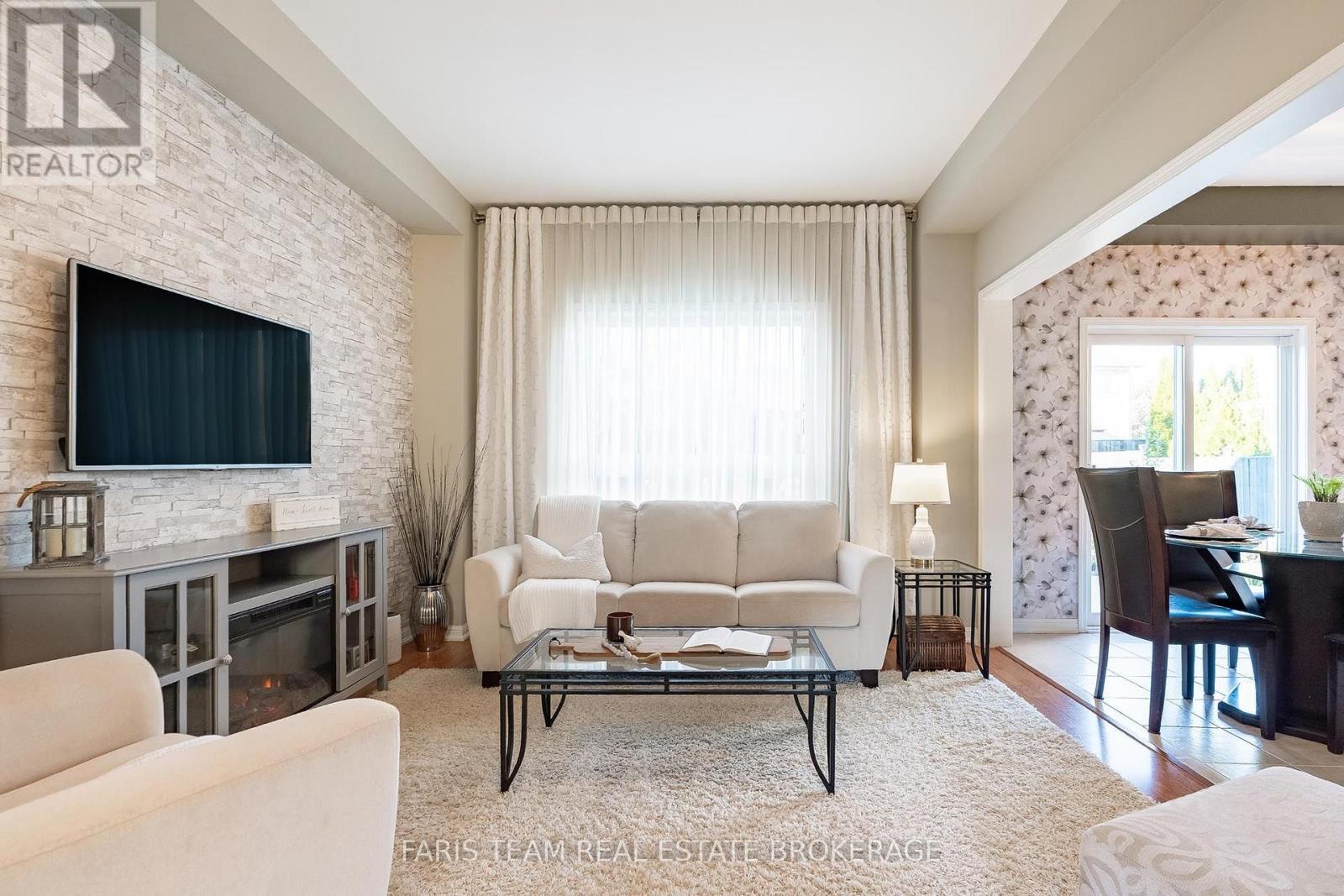 36 Connaught Lane, Barrie, ON photo 8